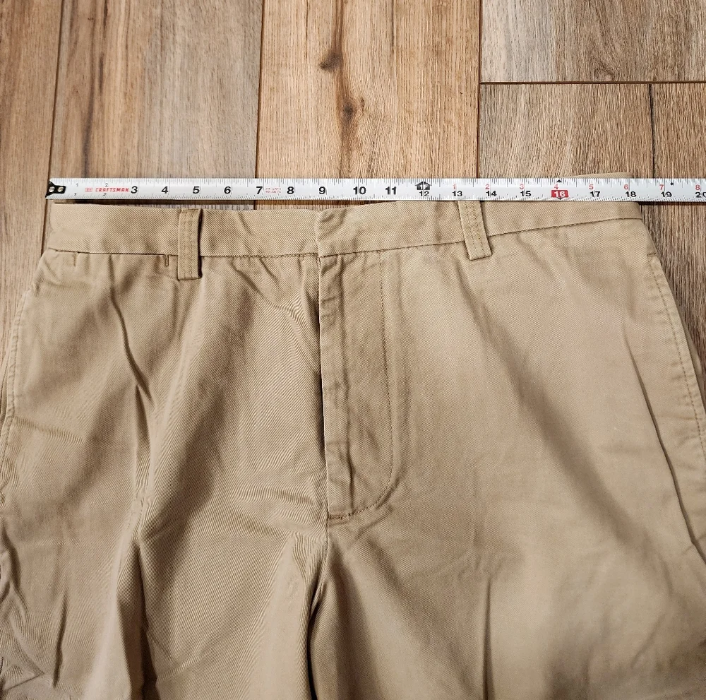 Dockers Men's Khaki Chinos